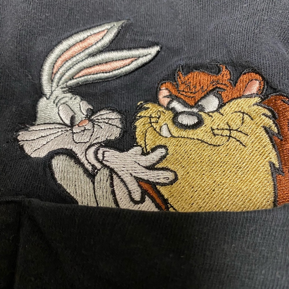 Vintage Looney Tunes tee featuring Bugs Bunny and Tasmanian Devil - Picture 3 of 4